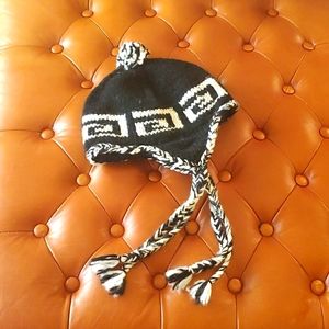 NWOT NEPAL WOOL HAT.